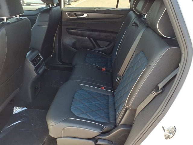 2025 Volkswagen Atlas Cross Sport 2.0T SEL Premium R-Line