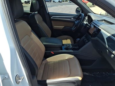 2023 Volkswagen Atlas Cross Sport 3.6L V6 SEL Premium R-Line