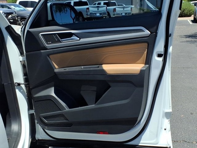 2023 Volkswagen Atlas Cross Sport 3.6L V6 SEL Premium R-Line
