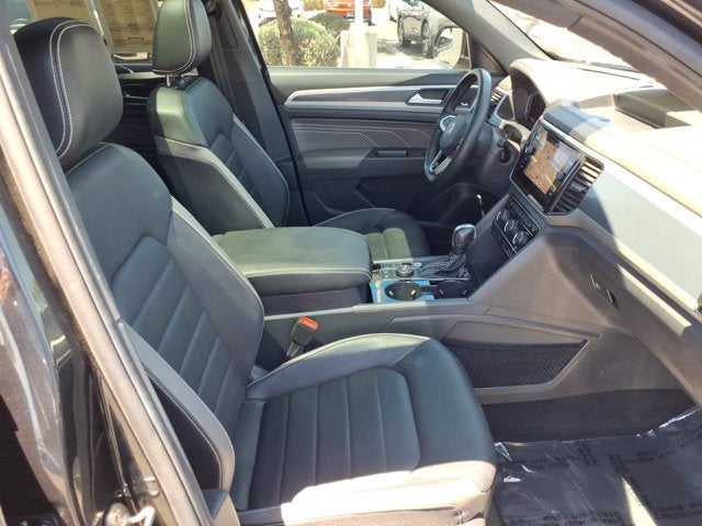 2022 Volkswagen Atlas Cross Sport 3.6L V6 SEL Premium R-Line