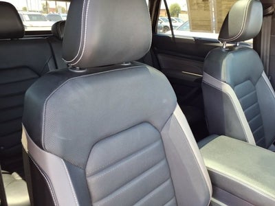 2022 Volkswagen Atlas Cross Sport 3.6L V6 SEL Premium R-Line