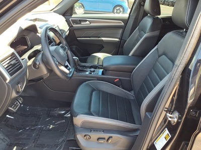 2022 Volkswagen Atlas Cross Sport 3.6L V6 SEL Premium R-Line