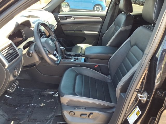 2022 Volkswagen Atlas Cross Sport 3.6L V6 SEL Premium R-Line