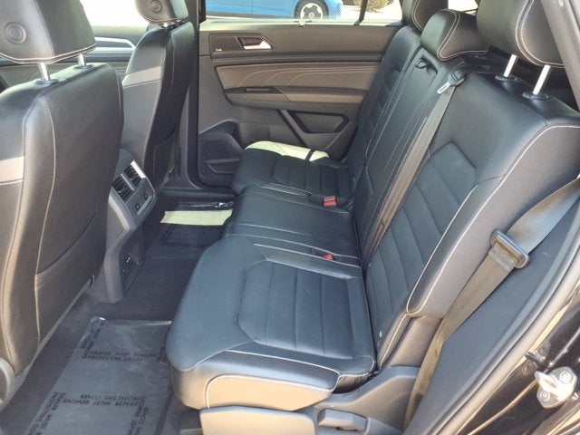 2022 Volkswagen Atlas Cross Sport 3.6L V6 SEL Premium R-Line