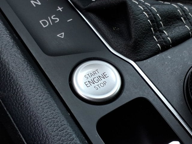 2022 Volkswagen Atlas Cross Sport 3.6L V6 SEL Premium R-Line