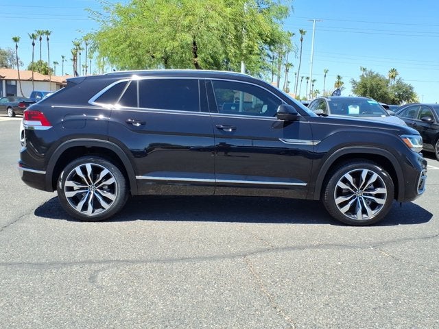 2022 Volkswagen Atlas Cross Sport 3.6L V6 SEL Premium R-Line