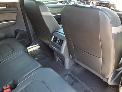 2023 Volkswagen Atlas Cross Sport 3.6L V6 SEL Premium R-Line