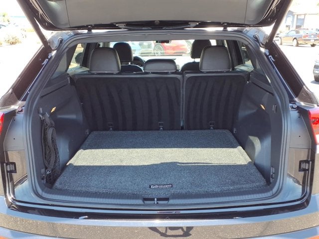 2023 Volkswagen Atlas Cross Sport 3.6L V6 SEL Premium R-Line