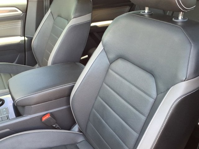 2023 Volkswagen Atlas Cross Sport 3.6L V6 SEL Premium R-Line