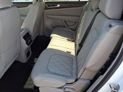 2026 Volkswagen Atlas 2.0T SEL Premium R-Line