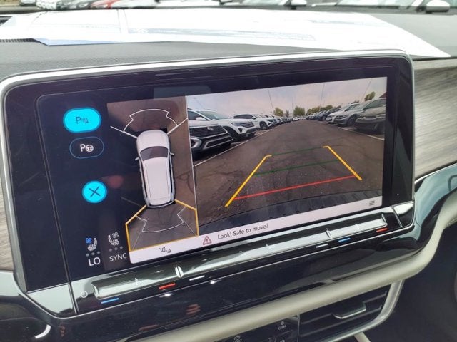 2025 Volkswagen Atlas 2.0T SEL Premium R-Line