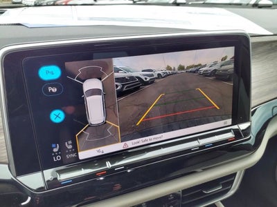 2025 Volkswagen Atlas 2.0T SEL Premium R-Line