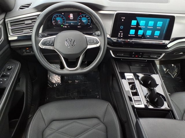 2024 Volkswagen Atlas Cross Sport 2.0T SE w/Technology
