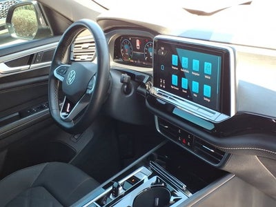 2024 Volkswagen Atlas Cross Sport 2.0T SE w/Technology
