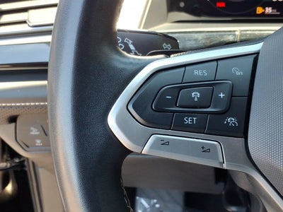 2024 Volkswagen Atlas Cross Sport 2.0T SE w/Technology
