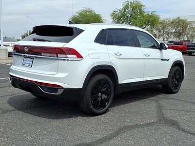 2026 Volkswagen Atlas Cross Sport 2.0T SE w/Technology
