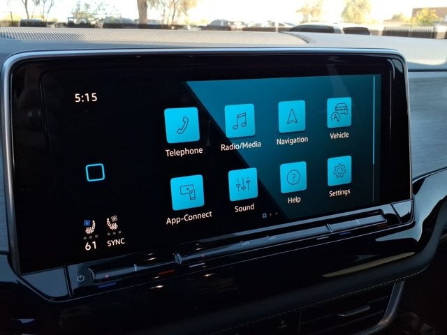 2026 Volkswagen Atlas Cross Sport 2.0T SE w/Technology