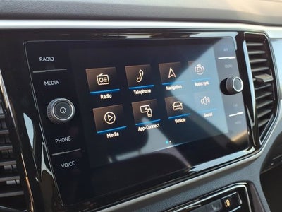 2022 Volkswagen Atlas Cross Sport 3.6L V6 SE w/Technology