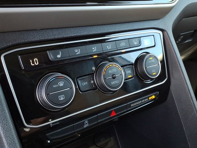 2022 Volkswagen Atlas Cross Sport 3.6L V6 SE w/Technology