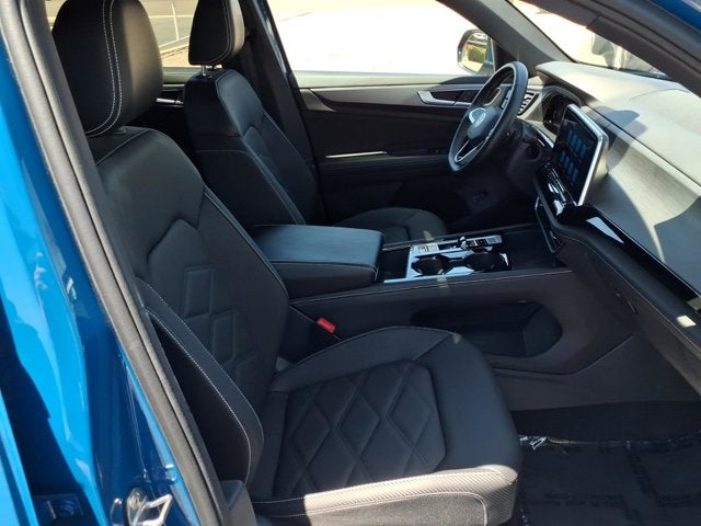 2025 Volkswagen Atlas Cross Sport 2.0T SE w/Technology