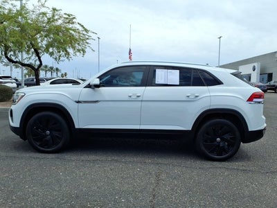 2024 Volkswagen Atlas Cross Sport 2.0T SE w/Technology
