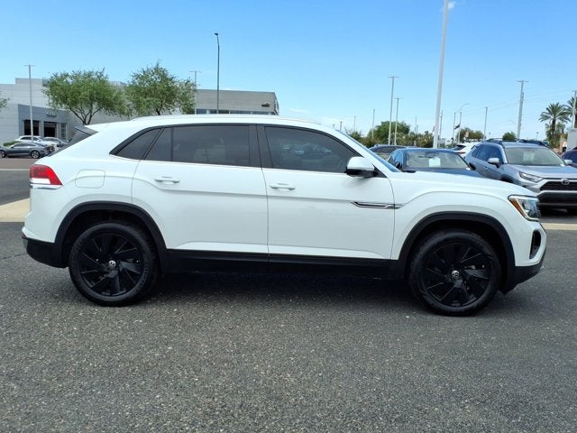 2024 Volkswagen Atlas Cross Sport 2.0T SE w/Technology