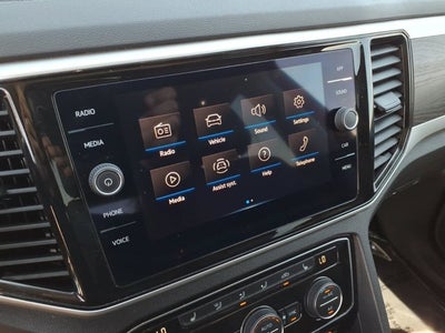 2022 Volkswagen Atlas 3.6L V6 SE w/Technology