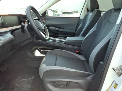 2027 Volkswagen Atlas SE w/Technology