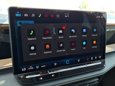 2027 Volkswagen Atlas SE w/Technology