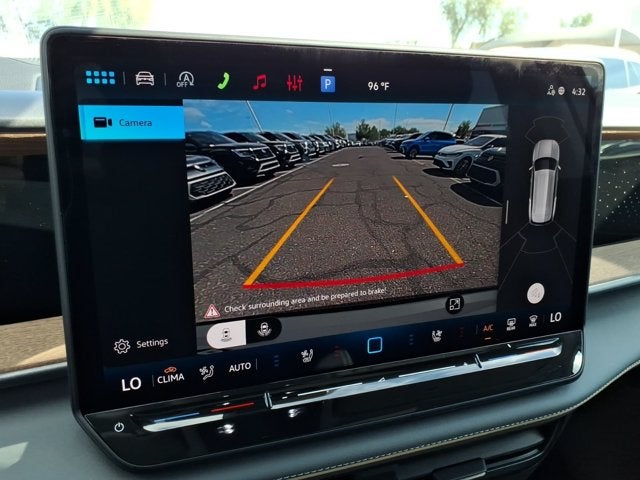 2027 Volkswagen Atlas SE w/Technology