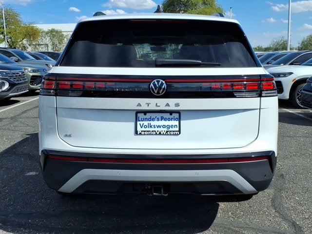 2027 Volkswagen Atlas SE w/Technology