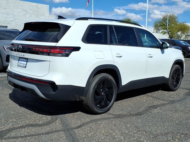 2027 Volkswagen Atlas SE w/Technology