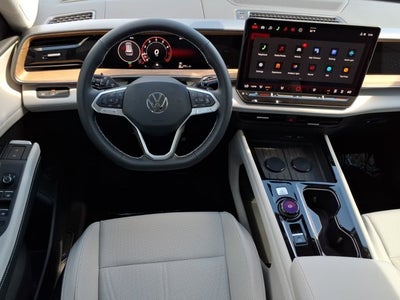 2027 Volkswagen Atlas SE w/Technology