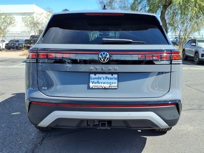 2027 Volkswagen Atlas SE w/Technology