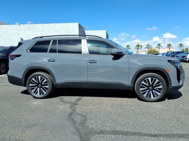2027 Volkswagen Atlas SE w/Technology