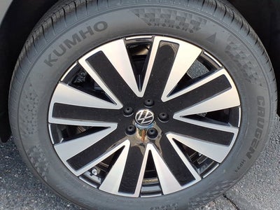 2027 Volkswagen Atlas SE w/Technology