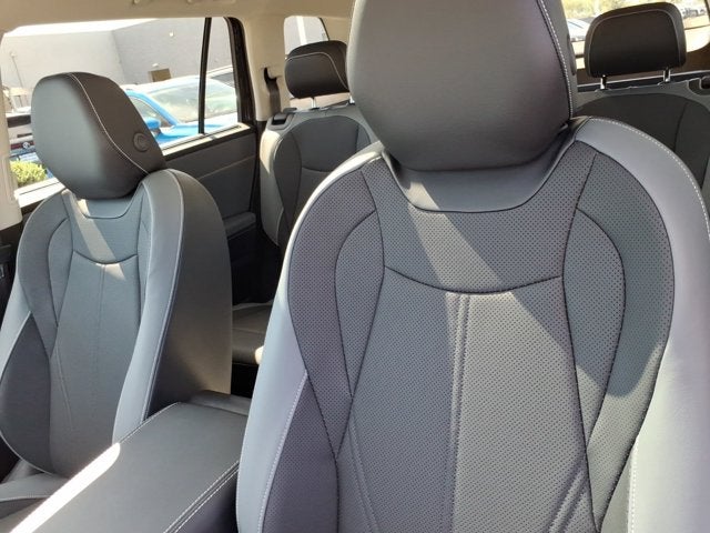 2027 Volkswagen Atlas SE w/Technology