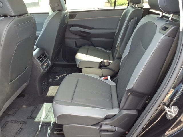 2027 Volkswagen Atlas SE w/Technology