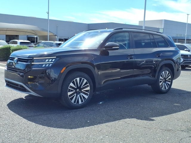 2027 Volkswagen Atlas SE w/Technology