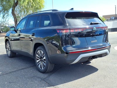 2027 Volkswagen Atlas SE w/Technology