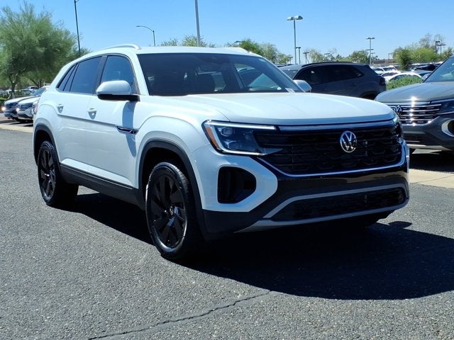 2026 Volkswagen Atlas Cross Sport 2.0T SE w/Technology