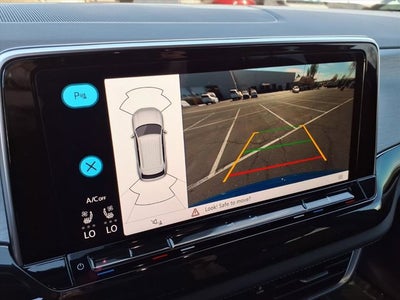 2026 Volkswagen Atlas Cross Sport 2.0T SE w/Technology