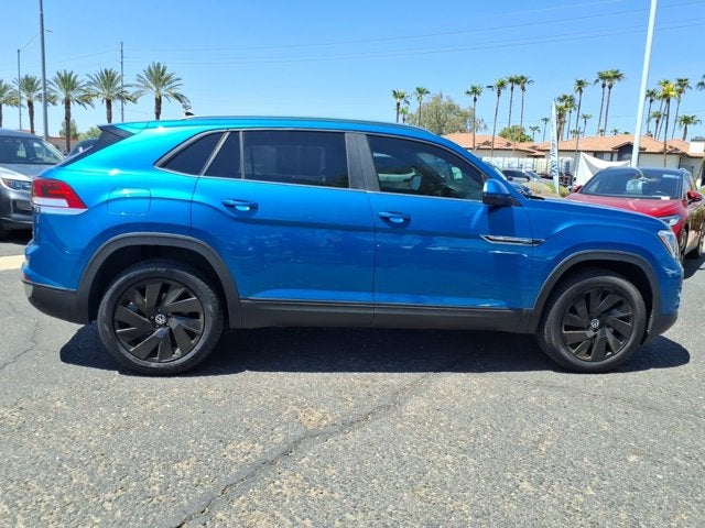 2024 Volkswagen Atlas Cross Sport 2.0T SE w/Technology