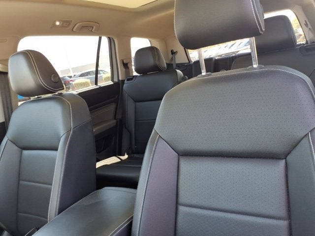 2023 Volkswagen Atlas 2.0T SE w/Technology