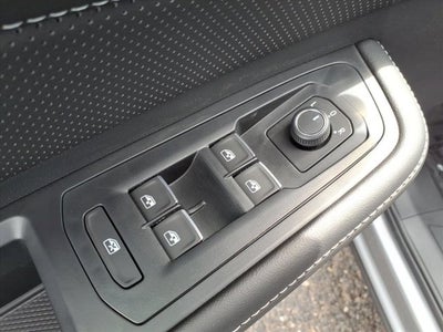 2026 Volkswagen Atlas Cross Sport 2.0T SE