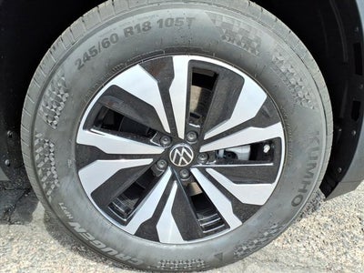 2026 Volkswagen Atlas Cross Sport 2.0T SE