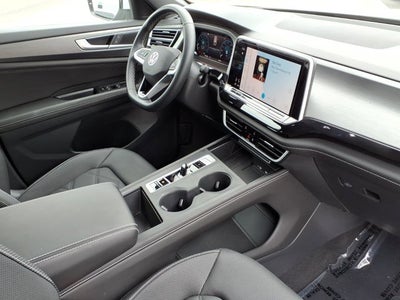 2025 Volkswagen Atlas Cross Sport 2.0T SE