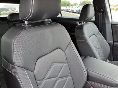 2025 Volkswagen Atlas Cross Sport 2.0T SE