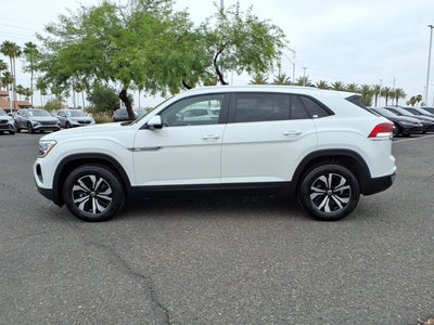 2025 Volkswagen Atlas Cross Sport 2.0T SE