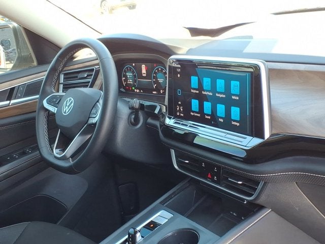 2024 Volkswagen Atlas 2.0T SE